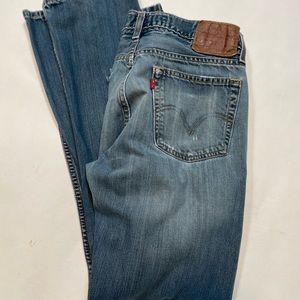 Levi’s Low Boot Cut 527s!